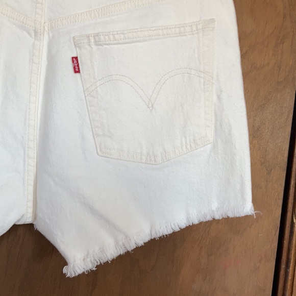 Levi’s distressed high rise 501 jean denim short cutoff vibe Size 31 - Picture 13 of 17